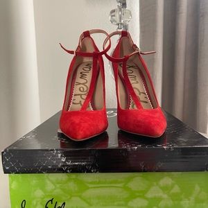 Same Edelman T strap heel!